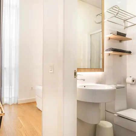Appartement With Balcony In The Heart Of By Rems *