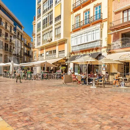 Appartement With Balcony In The Heart Of By Rems Málaga